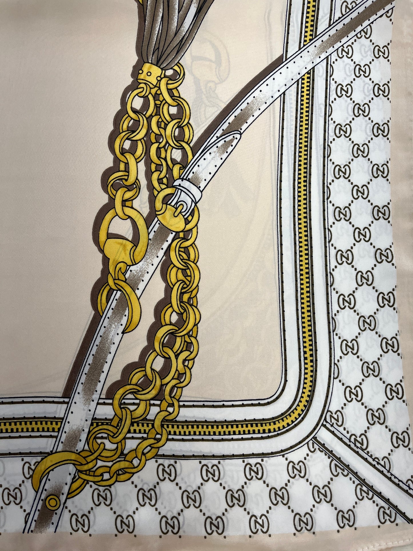 GF Chain Motif Square Scarf IVORY - 27x27