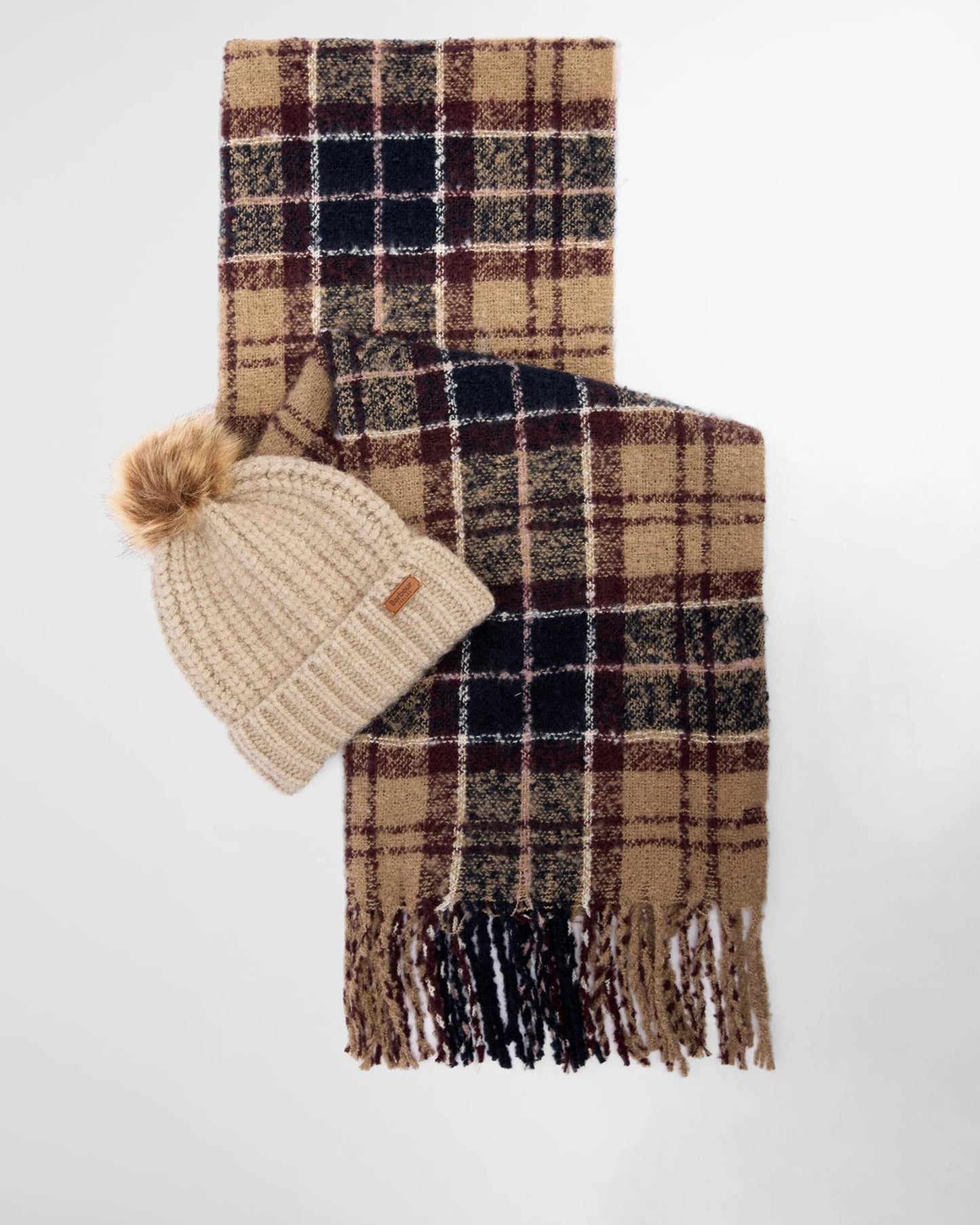 Barbour Saltburn Beanie & Tartan Scarf Gift Set - GARDENIA TARTAN