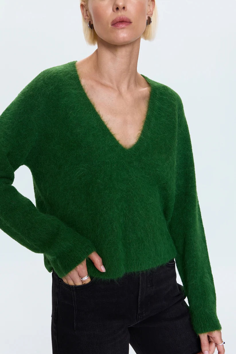 Pistola Kit V-Neck LS Sweater - WINTER GREEN