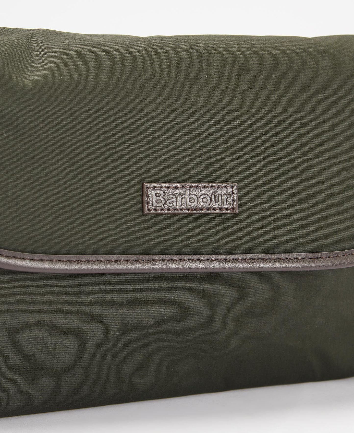 Barbour Wax Hanging Washbag - OLIVE