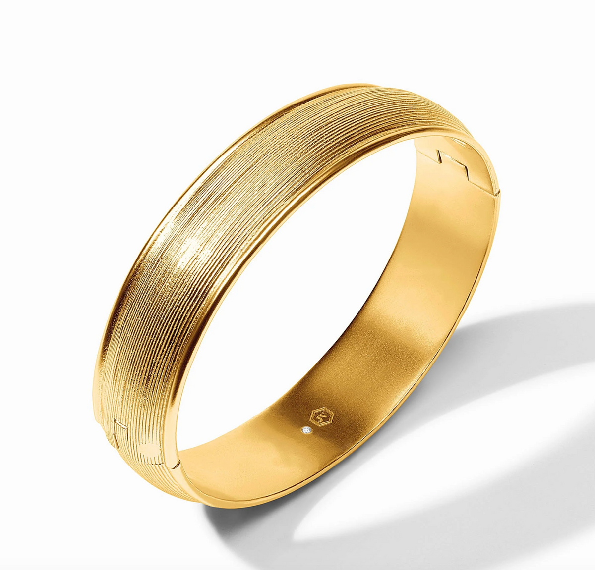 JV Cobblestone Hinge Bangle GOLD