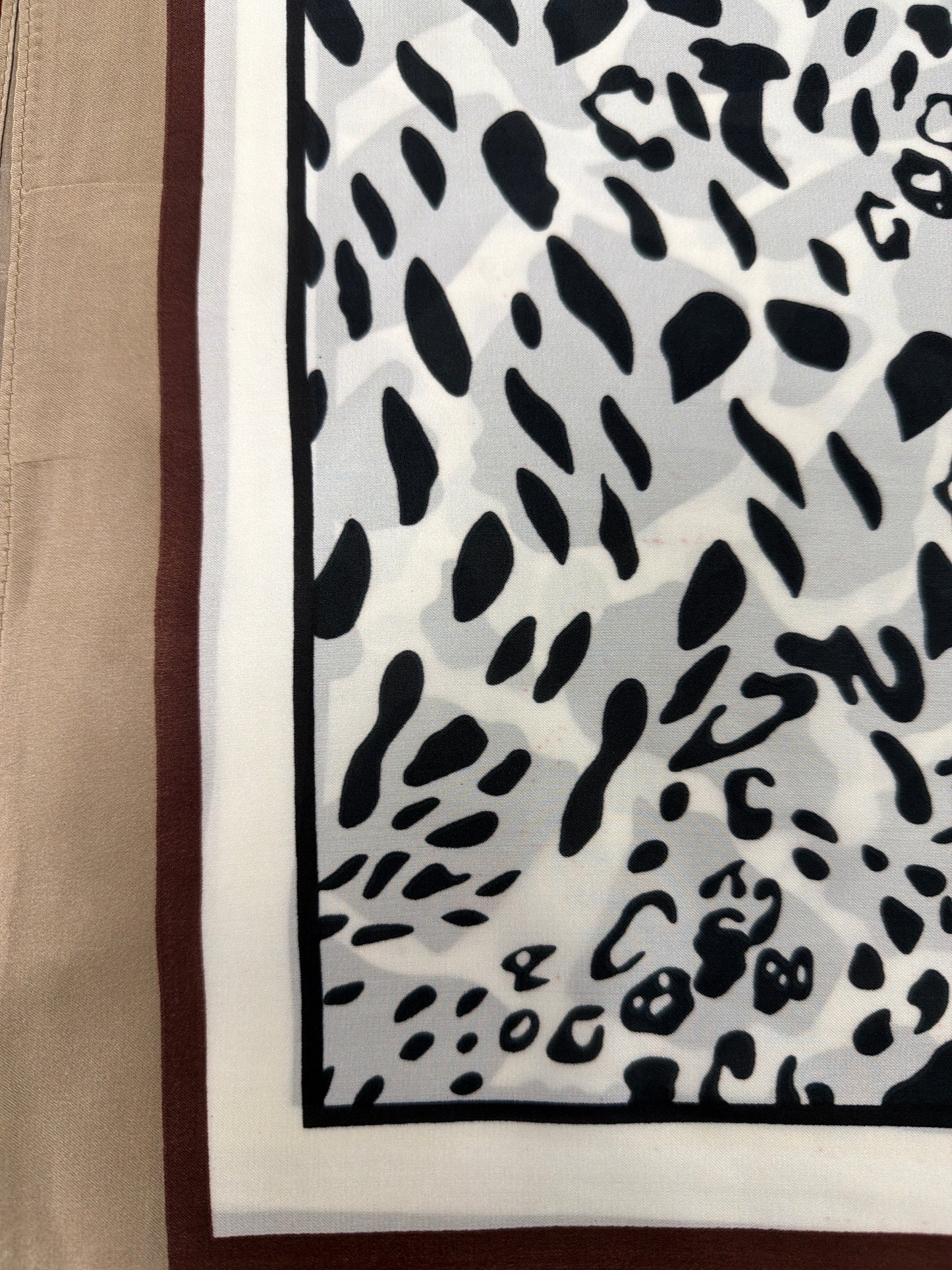 GF Animal Print Square Scarf BEIGE - 26x26