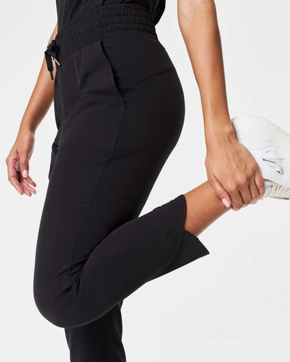 SPANX Casual Fridays Taper Pant VERY BLACK