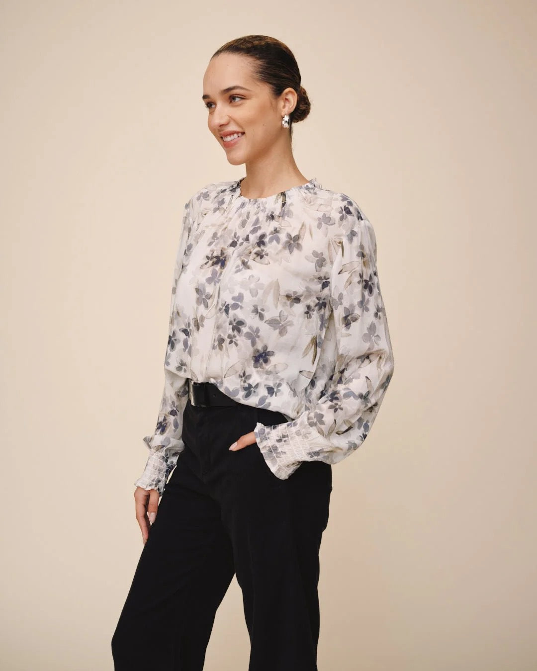 Bella Dahl Elastic Shirred Blouse - FROZEN WISTERIA