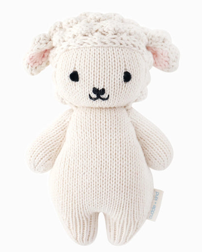 cuddle + kind Baby Lamb
